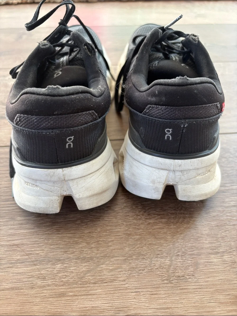 On Running breathable mesh